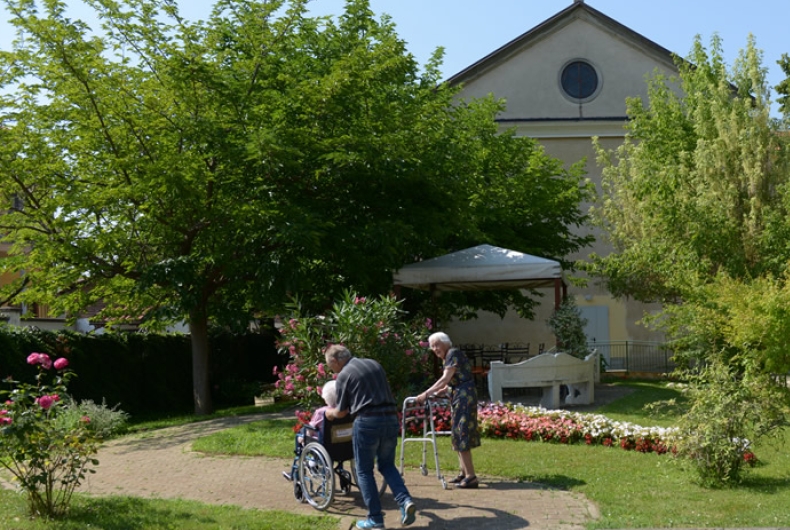 villa serena carmagnola torino news in casa di riposo