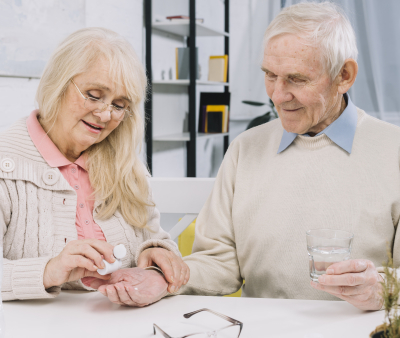 Integratori alimentari per gli anziani: i vantaggi