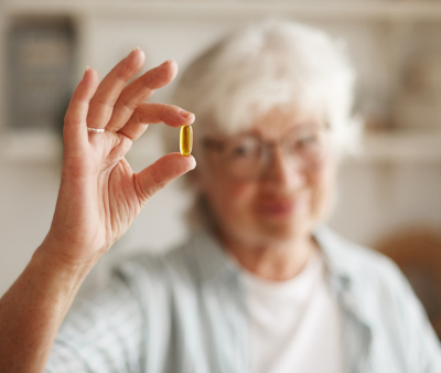 Vitamina D negli anziani: a cosa serve e quando assumerla